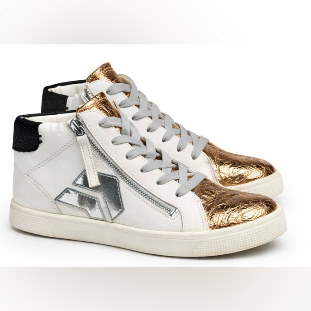 Dolce Vita Gold toe and silver accents size 9.5  High-Top Sneakers